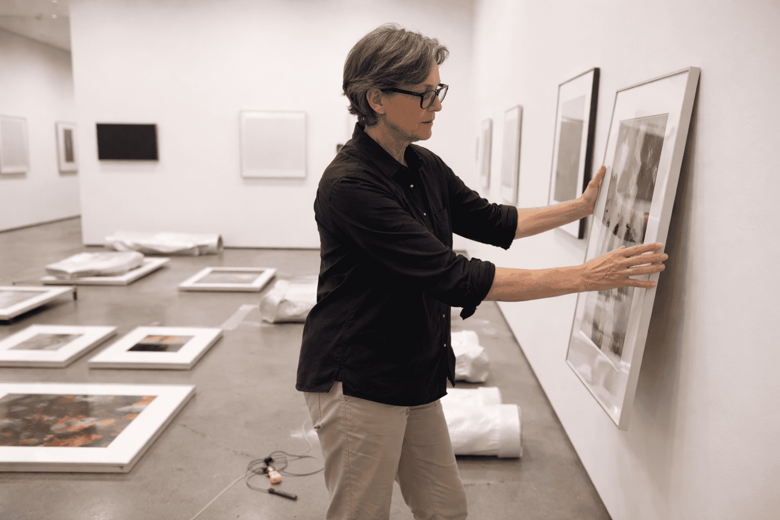 Art Exhibitions: Planning, Curating, and Presenting Artwork